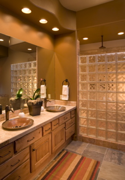 Pool room and entertaining space